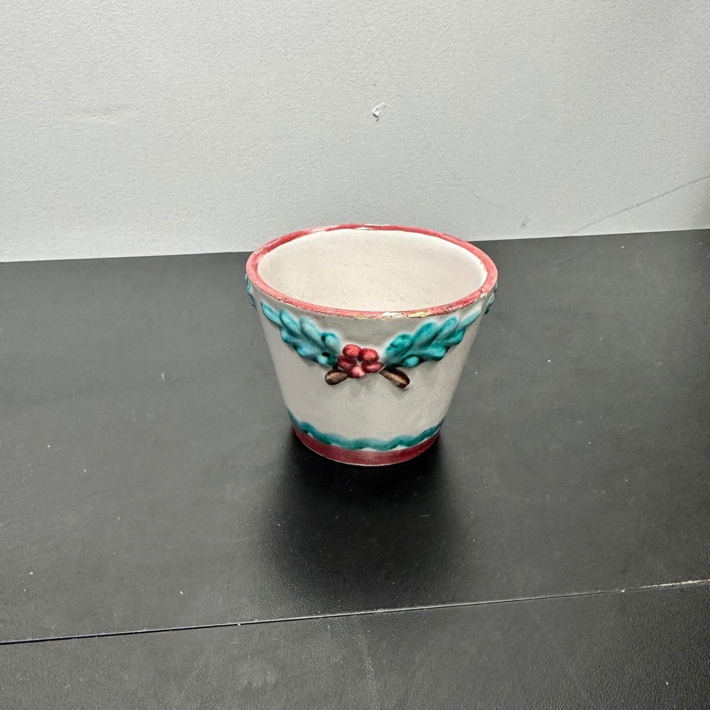 Vintage Italy‎ Ceramic Holly Berry Floral Planter Pot Vase Decor
